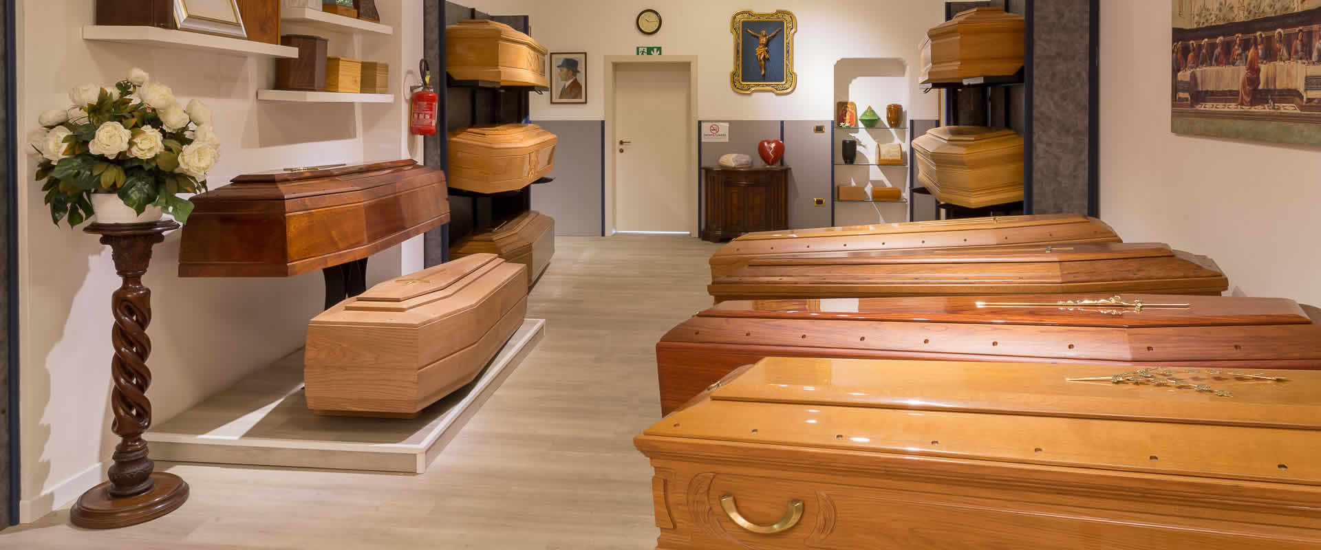Esposizione cofani funebri